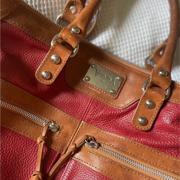Vintage Valentina Red and Tan Leather Tote - Picture 2 of 2